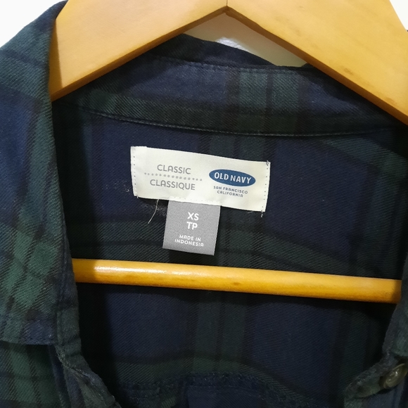 Cute Old Navy Classic Flannel - Picture 6 of 6